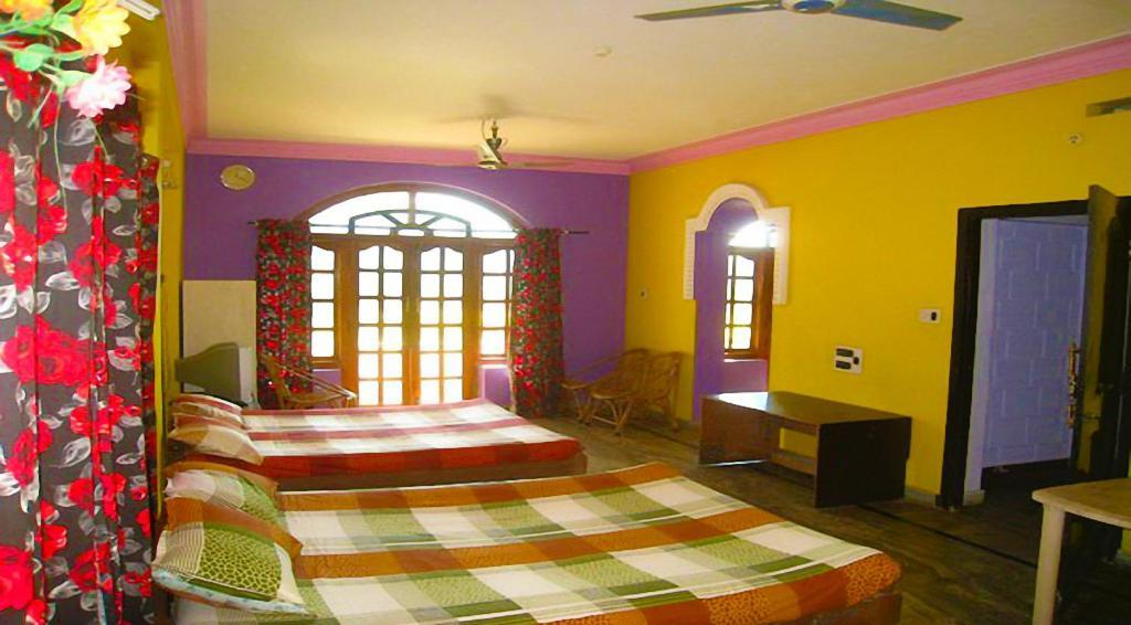 Hotel Sri Devi Comforts Chikmagalur Ngoại thất bức ảnh